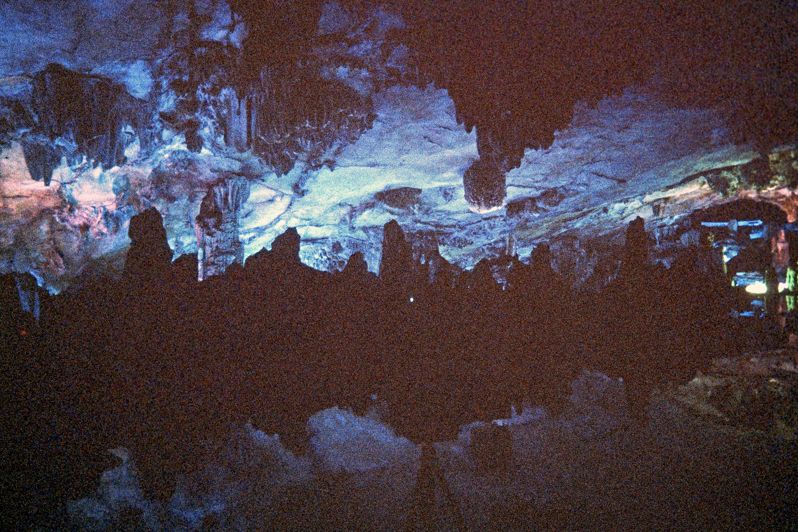 Lu Di Yan (Schilfrohrflötenhöhle)