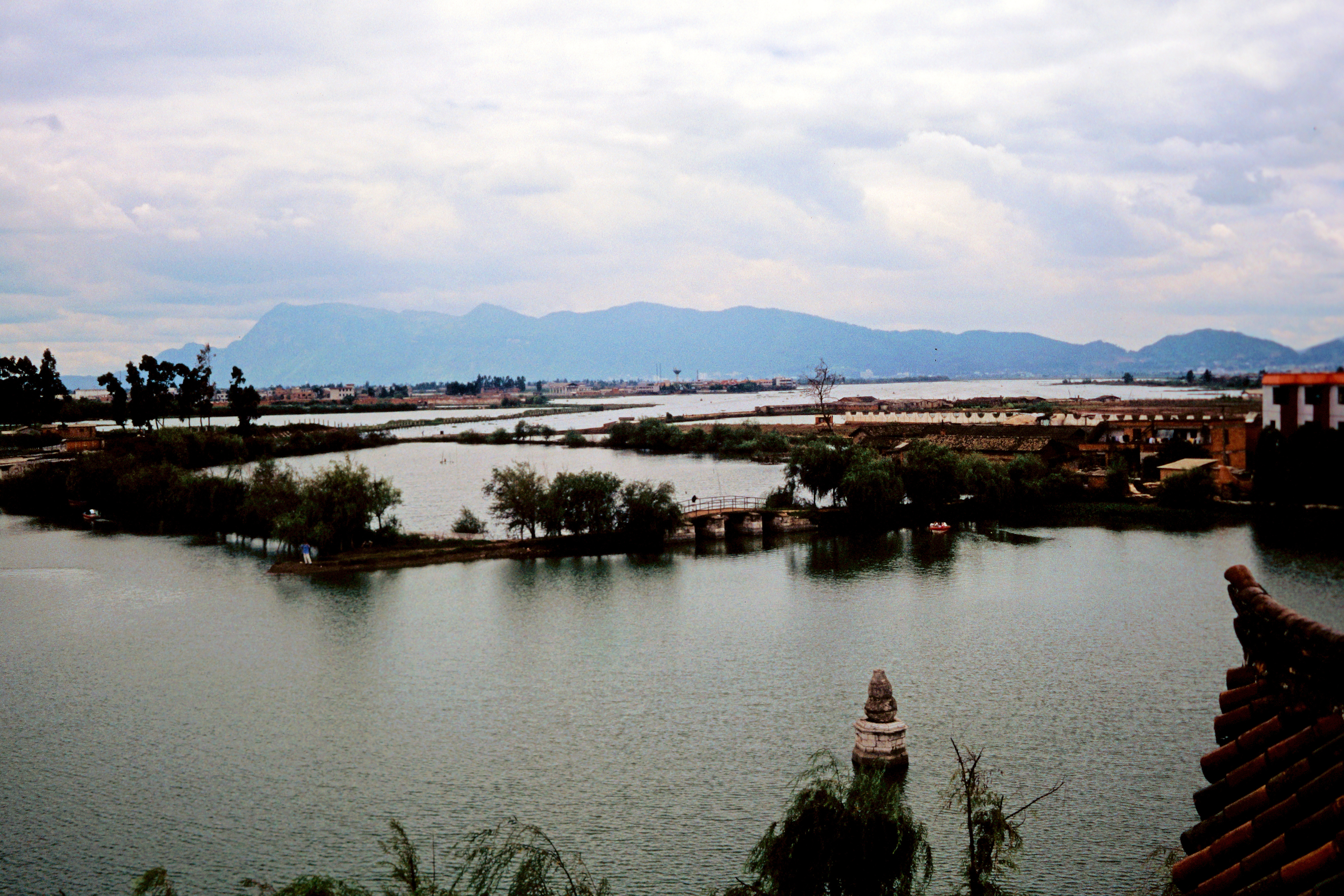 Da Guan–Pavillon (Blick auf den Dianchi–See)