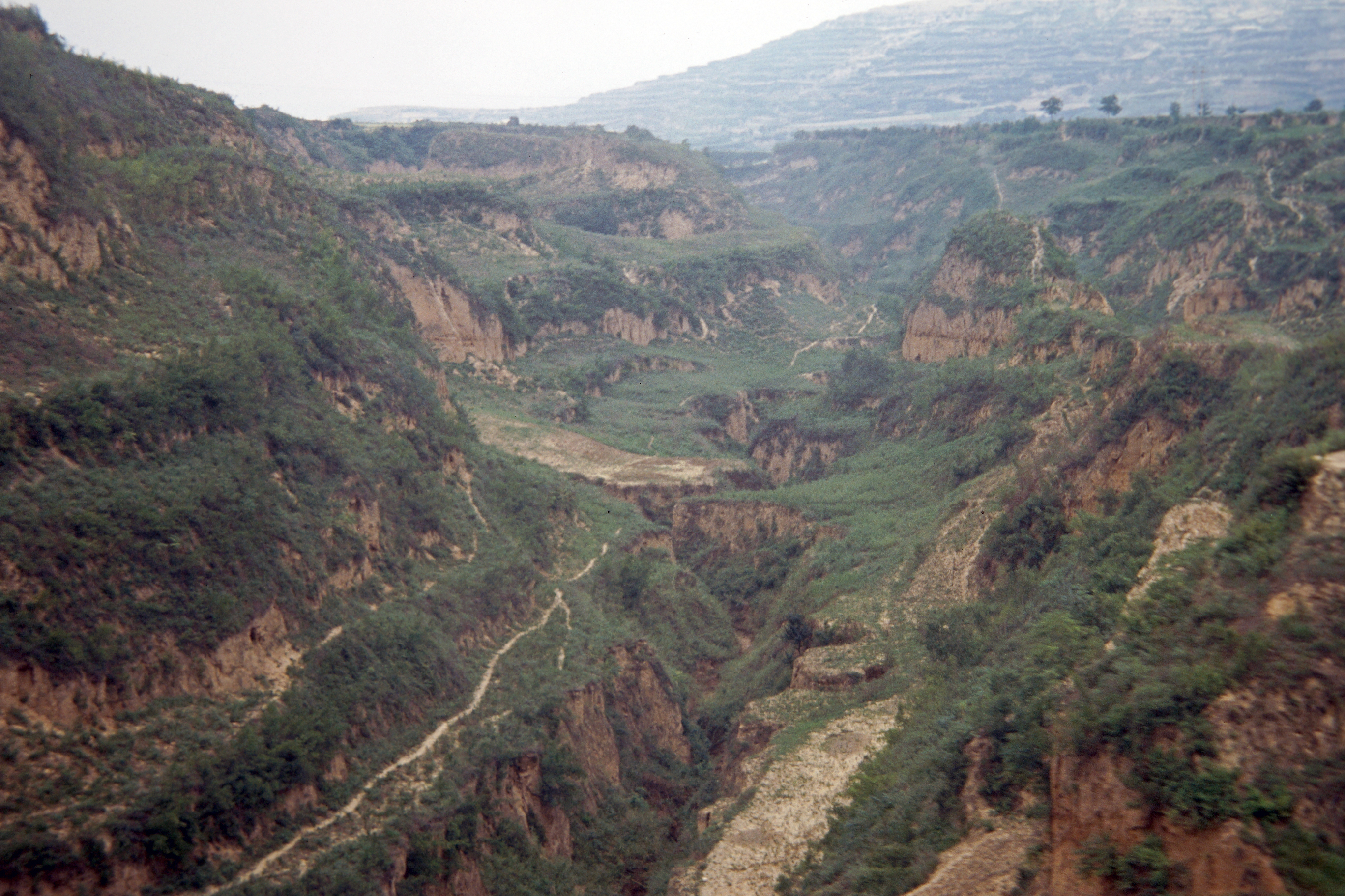 Lößlandschaft zwischen Xi´an und Luoyang