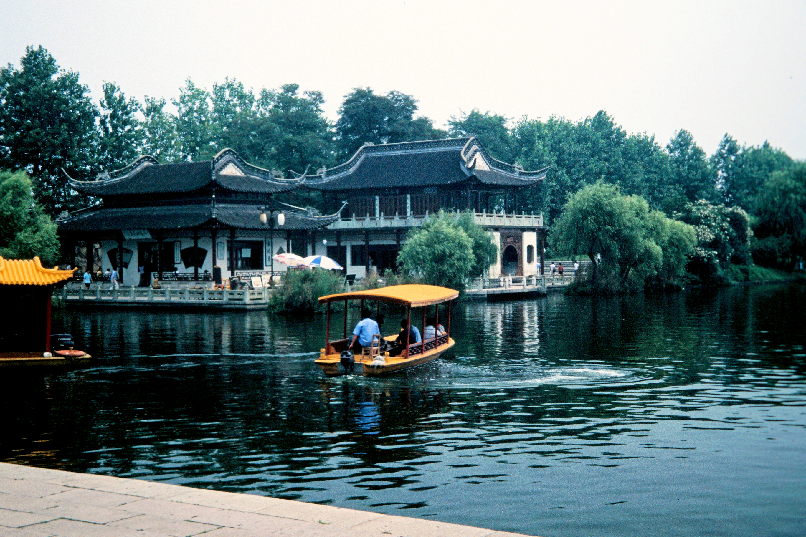 Am schmalen Westsee