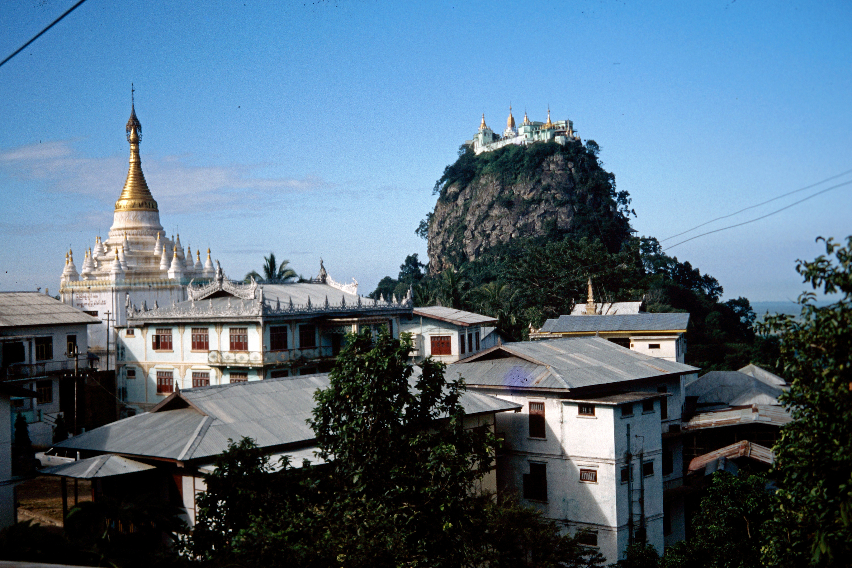Mount Popa–Die Heimat der Nats
