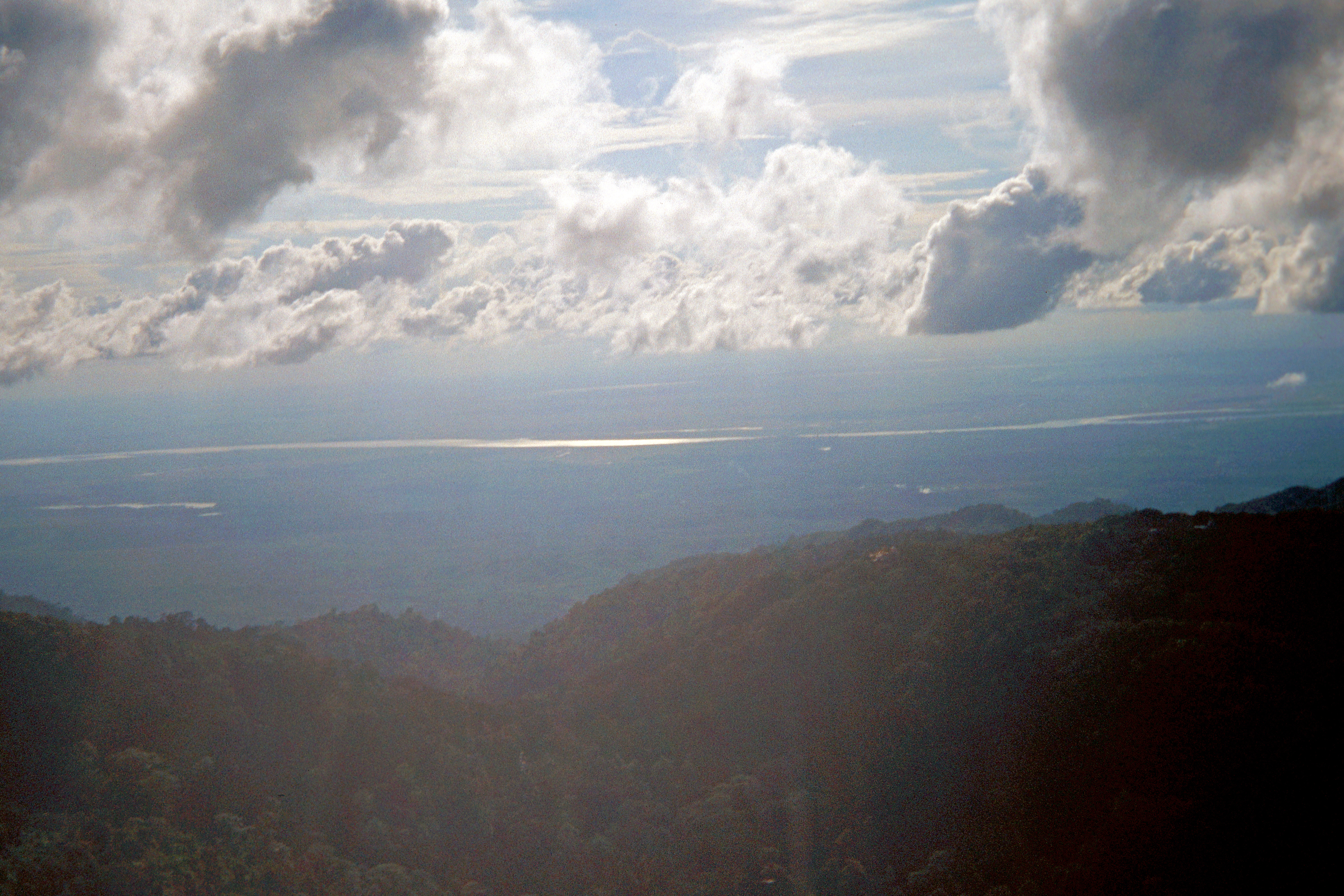 Aussicht vom Goldenen Felsen ins Tal